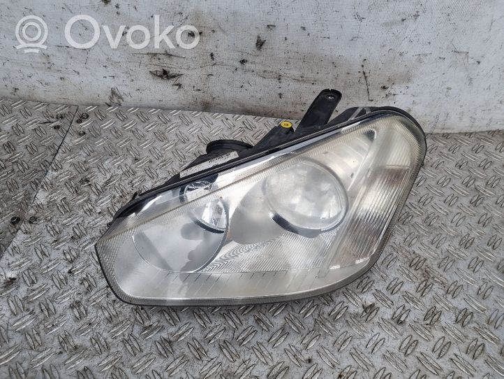 Ford C-MAX I Lampa przednia 7M5113W030BA