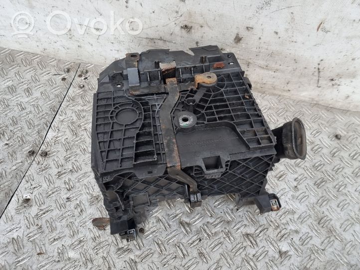 Renault Megane III Support boîte de batterie 244460010R