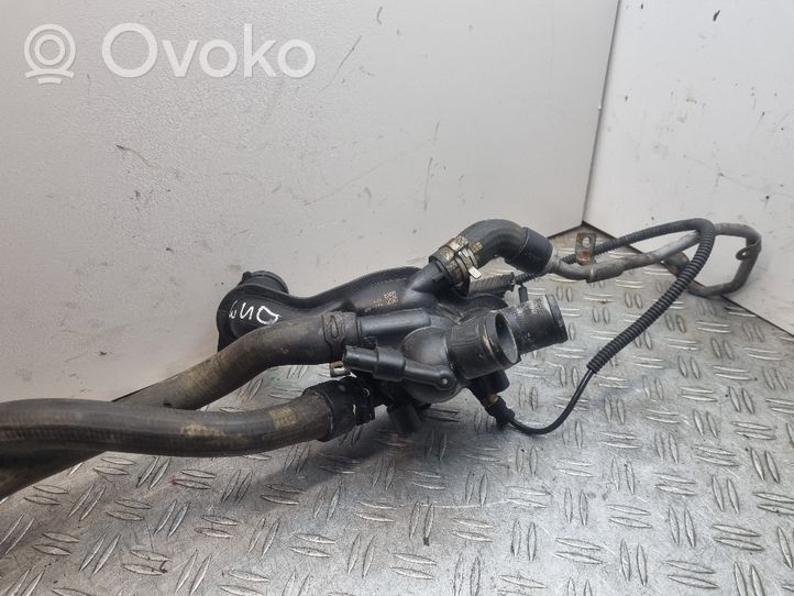 Citroen DS3 Termostaatin kotelo V759927780