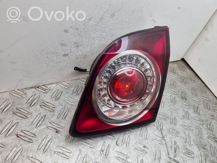 Volkswagen Golf Plus Lampy tylnej klapy bagażnika 5M0945094K