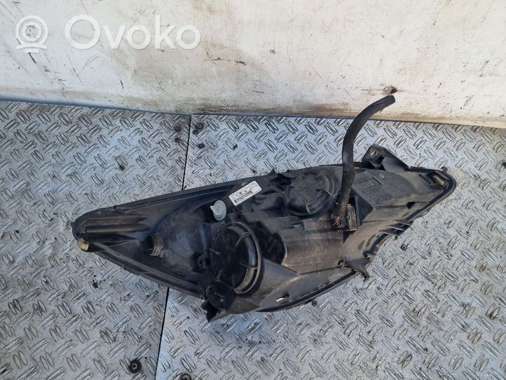 Opel Meriva B Lampa przednia 13253631