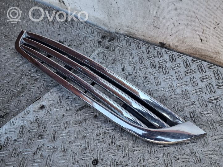 Mini One - Cooper Cabrio R52 Grille calandre supérieure de pare-chocs avant 1490376