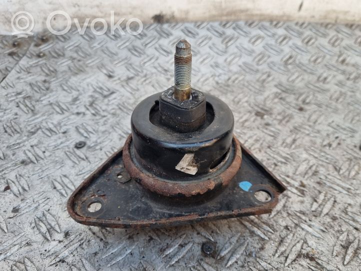 KIA Ceed Gearbox mount 218120Q000