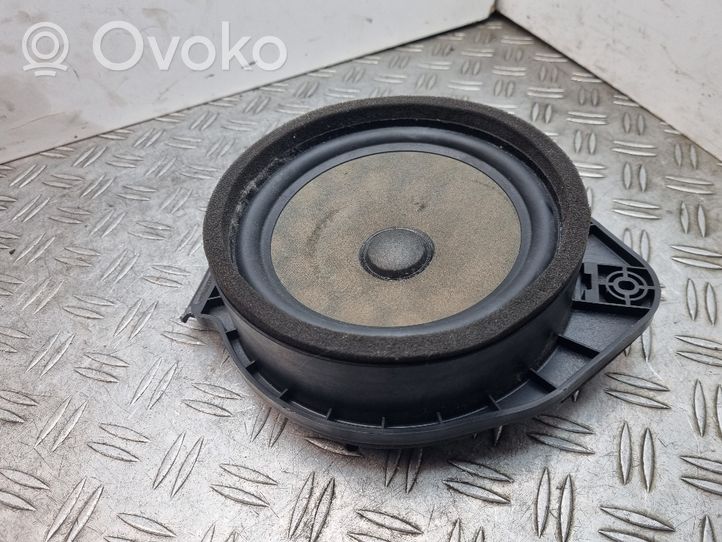 Opel Meriva B Haut-parleur de porte avant 13350321