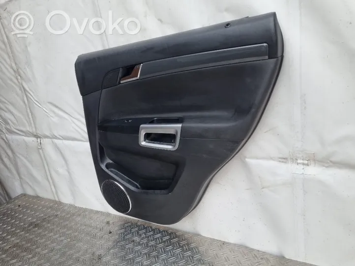 Opel Antara Rivestimento del pannello della portiera posteriore 96660864