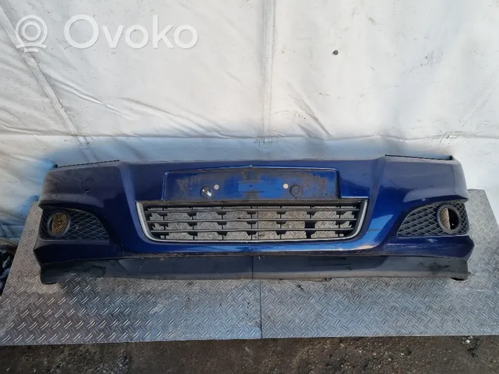 Opel Astra H Zderzak przedni 13225746