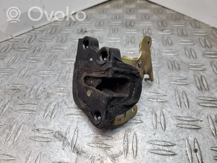 Toyota Land Cruiser (J100) Blocco chiusura del portellone 