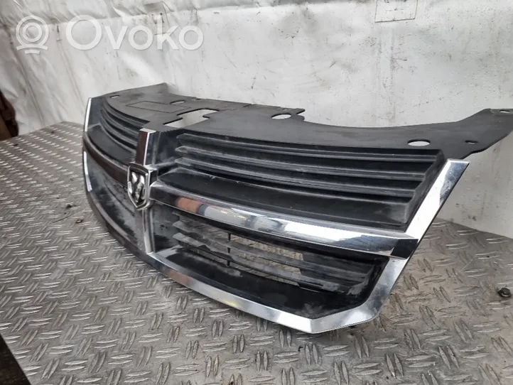 Dodge Avenger Maskownica / Grill / Atrapa górna chłodnicy 0YW35TRMAA