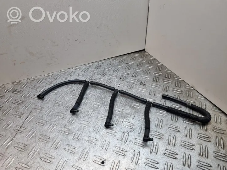 Volkswagen Golf VI Linea/tubo flessibile di ritorno del carburante 2136300