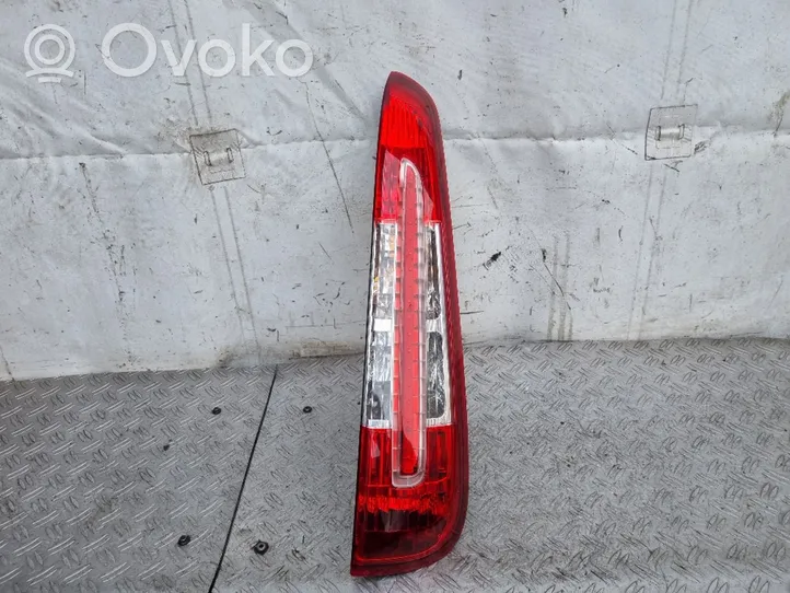 Ford C-MAX I Lampa tylna 2SK009504