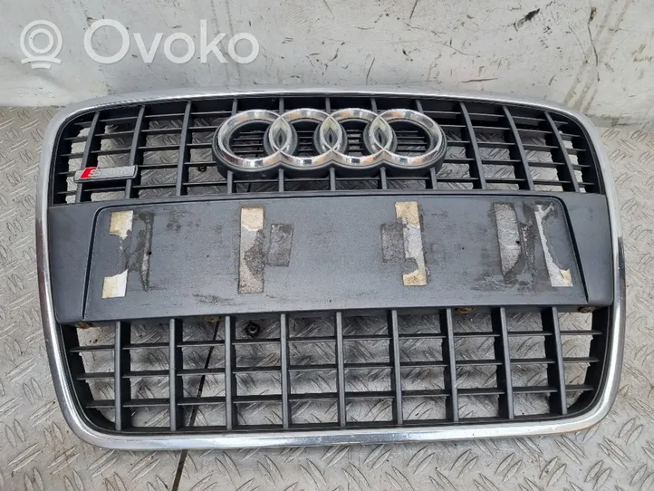 Audi A4 S4 B7 8E 8H Grille calandre supérieure de pare-chocs avant 8E0850651M