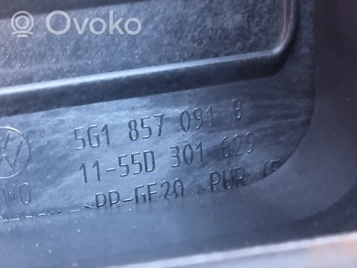 Volkswagen Golf VII Deska rozdzielcza 5G1858295