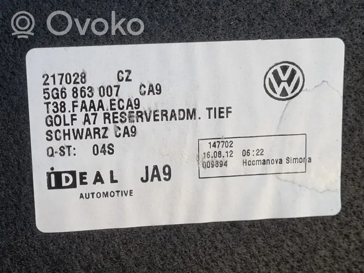 Volkswagen Golf VII Wykładzina bagażnika 5G6863007