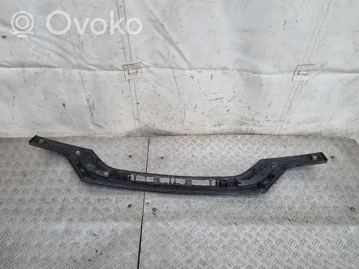 BMW X3 E83 Takaluukun koristelista 7052452