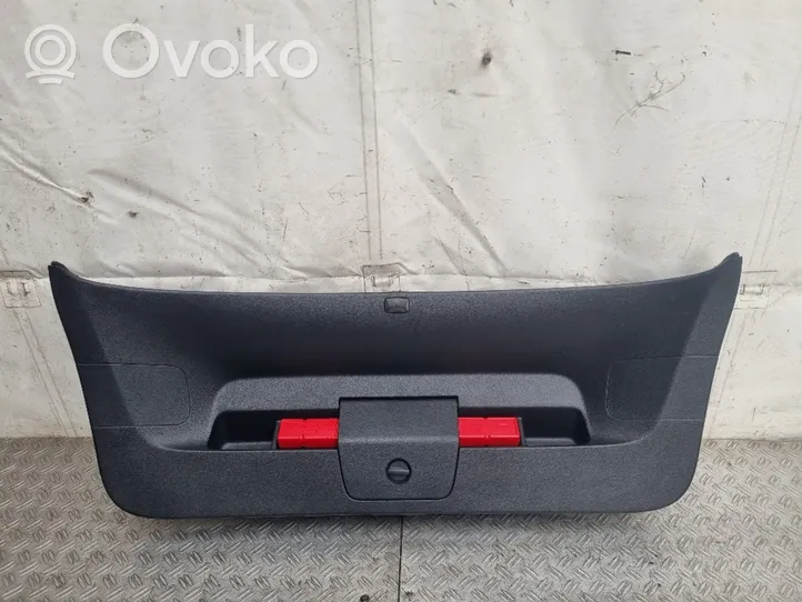Volkswagen Golf VII Poszycie / Tapicerka tylnej klapy bagażnika 5G6867605A