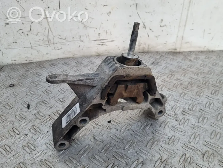 KIA Rio Supporto di montaggio del motore 07111