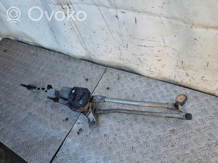 Mercedes-Benz C W204 Front wiper linkage and motor A2048201040