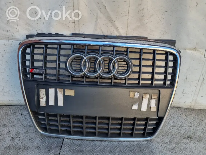 Audi A4 S4 B7 8E 8H Front bumper upper radiator grill 8E0853651M