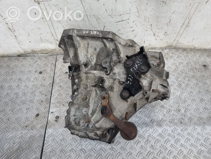 Toyota Yaris Scatola del cambio manuale a 6 velocità 