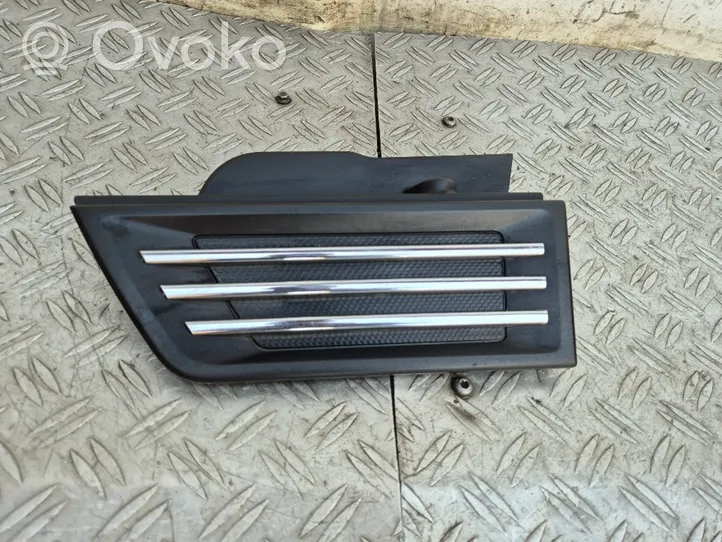 Dodge Nitro Grill / Wlot powietrza błotnika przedniego 55157165AC