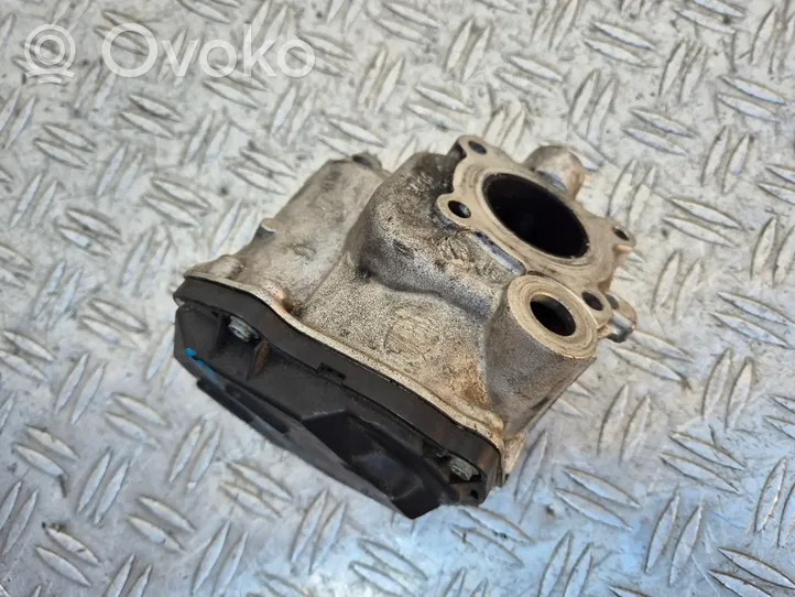 Mercedes-Benz C W204 Soupape vanne EGR A6511400160