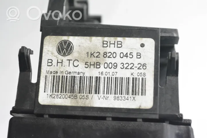 Volkswagen Golf V Ilmastoinnin ohjainlaite/moduuli E1K2820045B