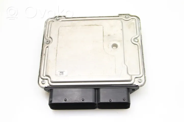 Opel Corsa D Calculateur moteur ECU 55580830