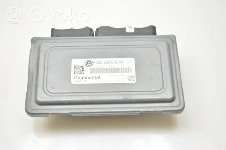 Volkswagen Polo V 6R Engine control unit/module 03E906019AK