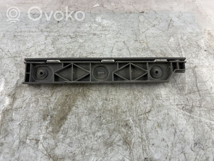 Mercedes-Benz Vito Viano W639 Takapuskurin kannake A6398850256