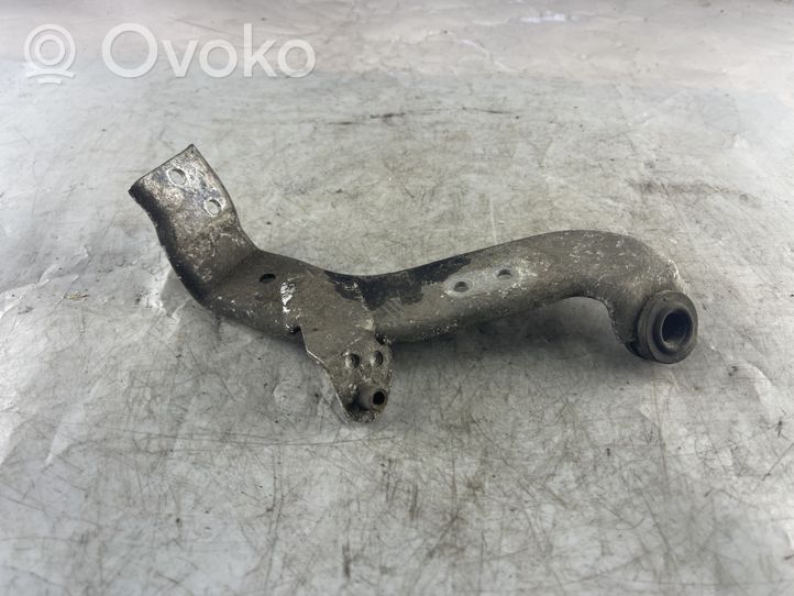 Audi A8 S8 D3 4E Support, tuyau de refroidissement intermédiaire 4E0145814C