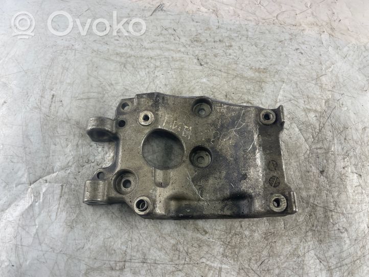 Ford Fiesta Staffa di montaggio del compressore dell’A/C 9646719580