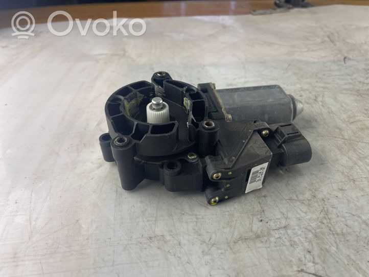 Audi A4 S4 B6 8E 8H Etuoven ikkunan nostomoottori 4B0959802