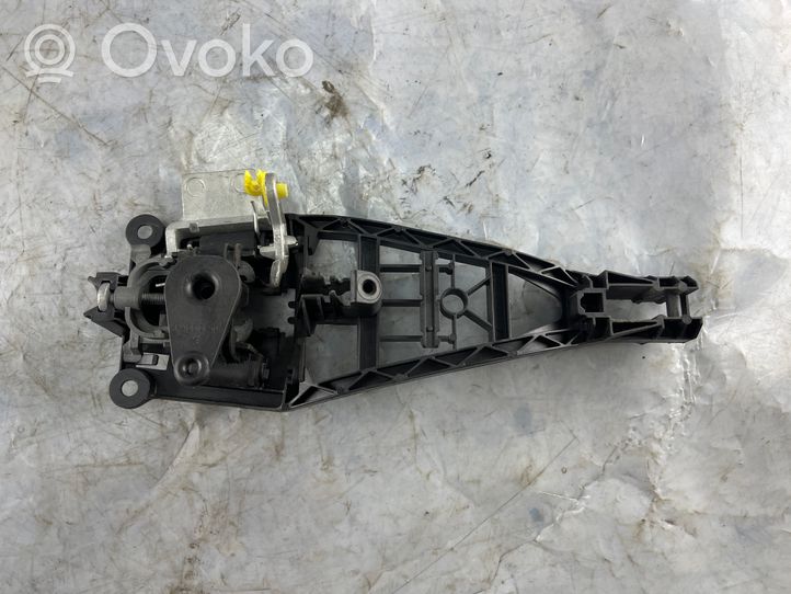 Opel Zafira B Laikiklis/ kronšteinas išorinės priekinės atidarymo rankenos 24463523