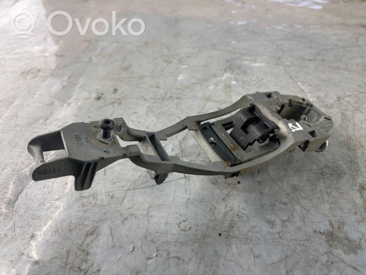 Volkswagen Polo IV 9N3 Maniglia esterna/staffa per portiera anteriore coupé 6Q0837886A