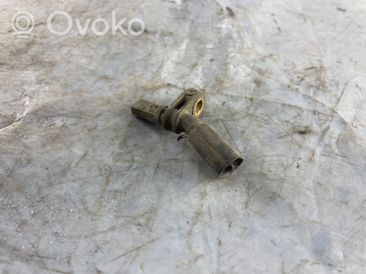 Volkswagen Polo Czujnik prędkości obrotowej koła ABS 6Q0927803B