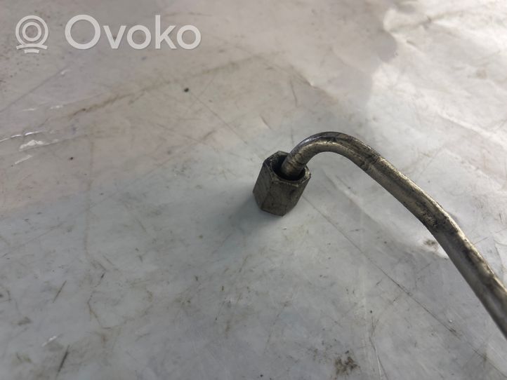 Volkswagen Polo IV 9N3 Tuyau d'alimentation conduite de carburant 