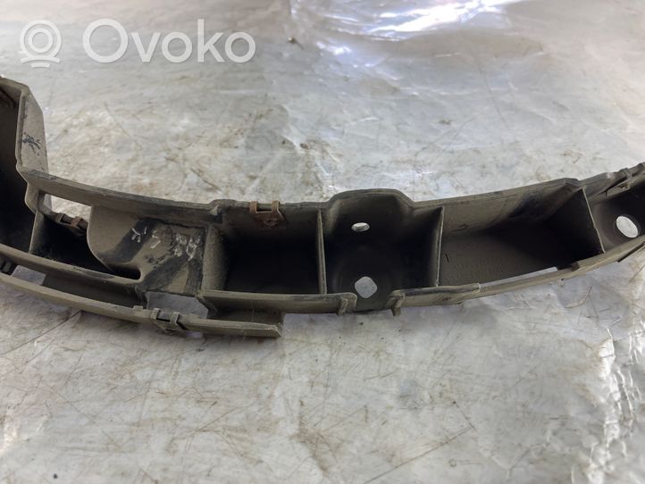 Audi A2 Takapuskurin kannake 8Z0853863