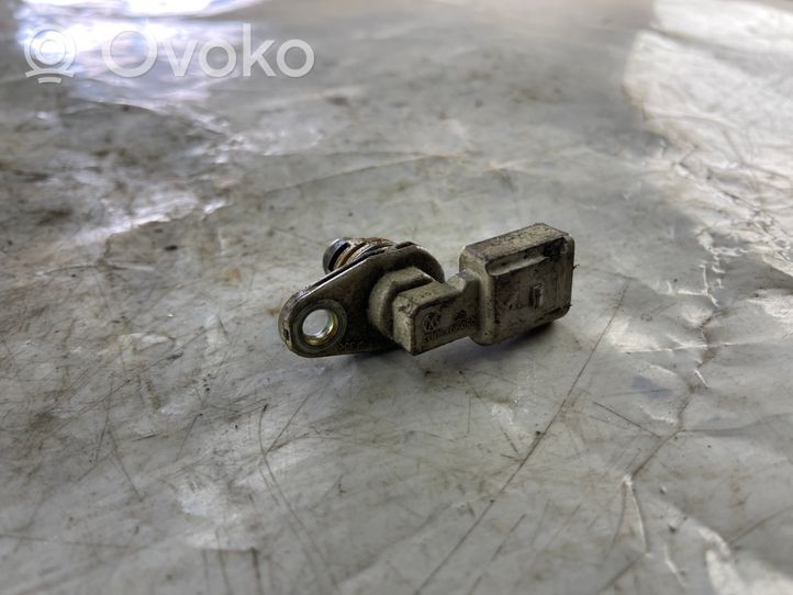 Audi A2 Camshaft position sensor 030907601