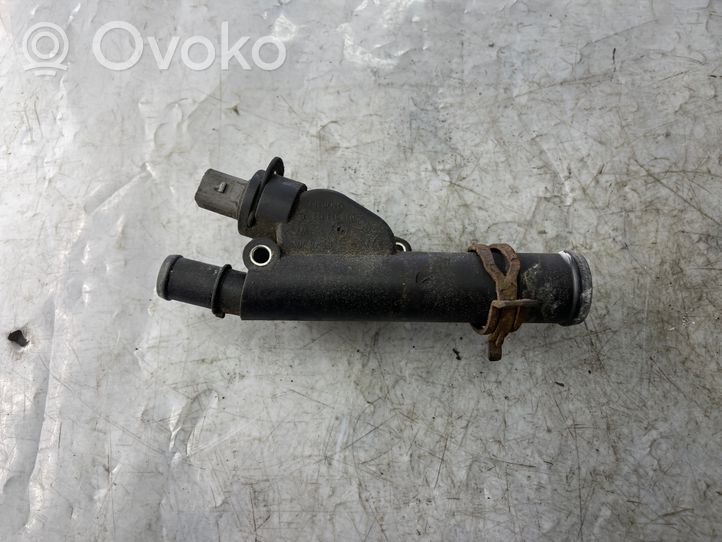 Jeep Patriot Tuyau de liquide de refroidissement moteur 038121132G