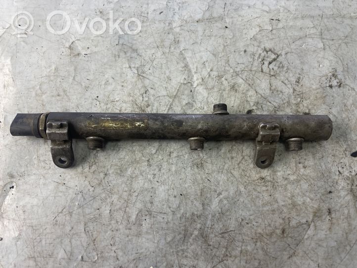 Jeep Grand Cherokee (WK) Fuel main line pipe A6420702695