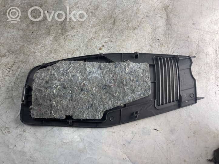 Toyota Corolla Verso AR10 Poszycia / Boczki bagażnika 647460f011