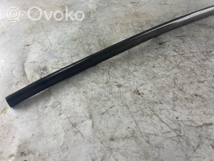 Mercedes-Benz E W210 Rivestimento del vano portaoggetti del cruscotto 