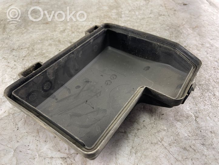 Volvo V70 Osłona paska / łańcucha rozrządu 8645259