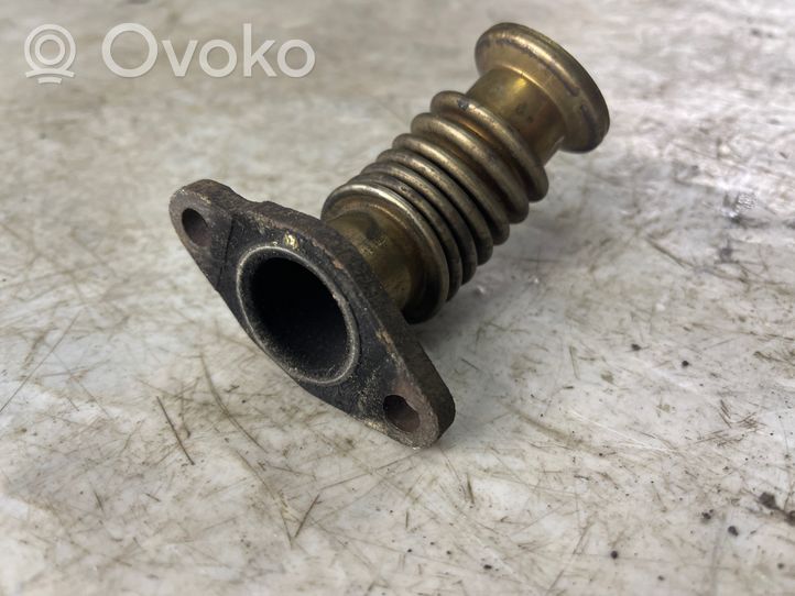 Volvo S60 Tuyau de raccordement solide EGR 