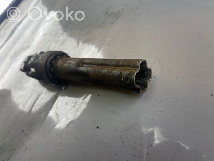 Volvo V40 Joint de cardan colonne de direction 