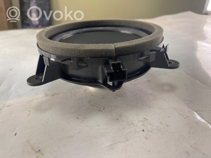 Volvo V40 Altoparlante portiera anteriore 30657445