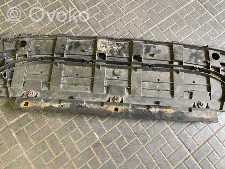 Volvo V40 Osłona pod zderzak przedni / Absorber 