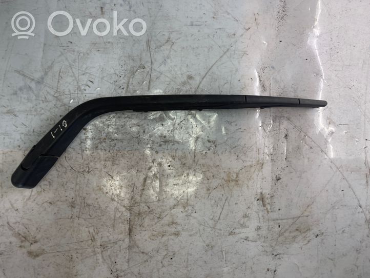 Hyundai i10 Rear wiper blade arm 