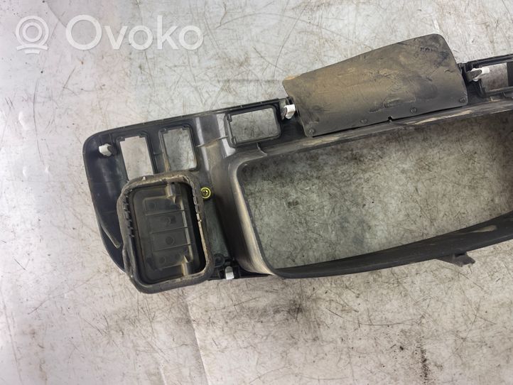 Mitsubishi Pajero Sport I Cornice cruscotto Mr210712