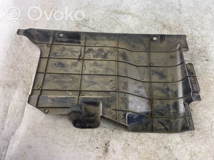 Mitsubishi Pajero Sport I Salono oro mazgo plastikinis korpusas Mr250982